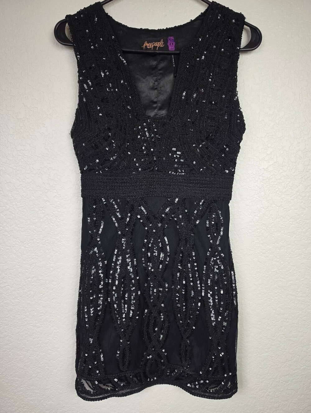Free People $350 Black Sequin Sleeveless Mini Dress Size 6